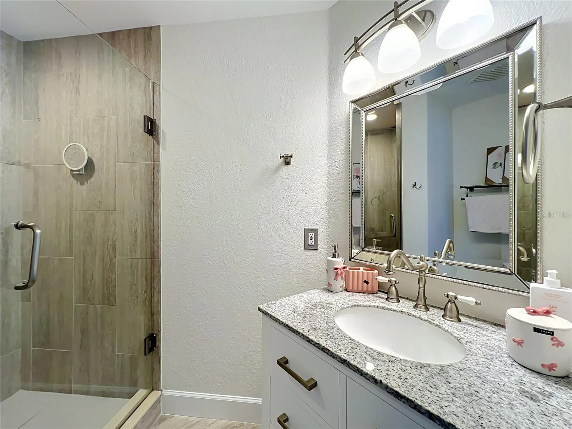 2204 Cairns Court Orlando FL 32835