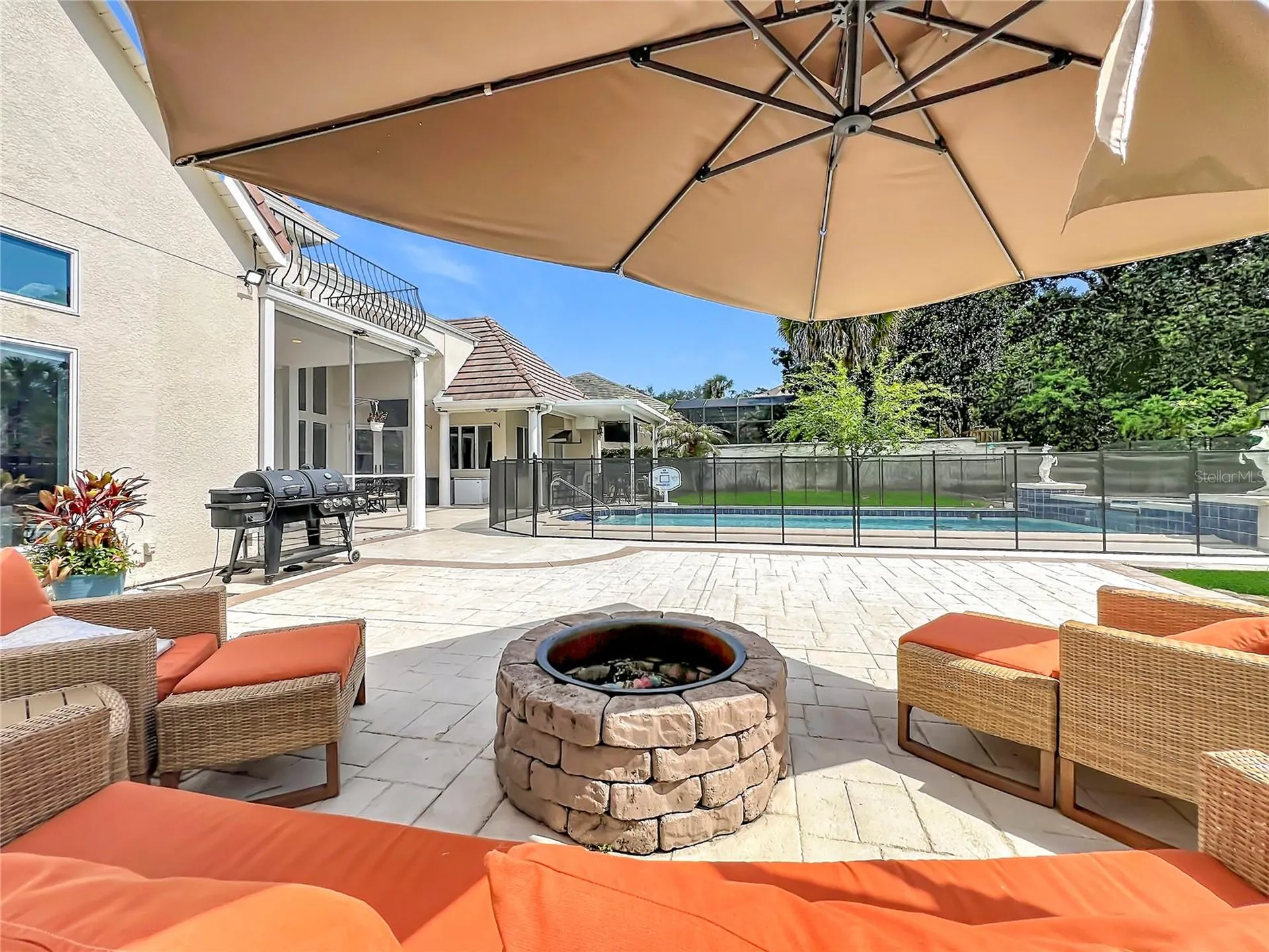 2204 Cairns Court Orlando FL 32835