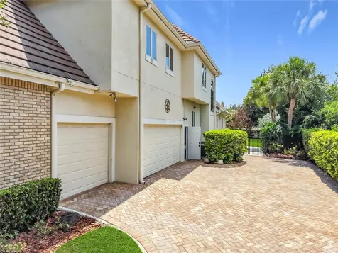 2204 Cairns Court Orlando FL 32835