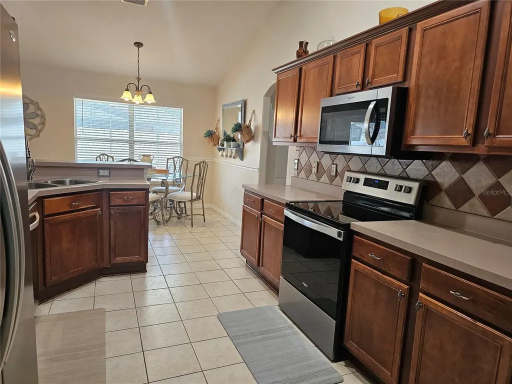 34224 Shadewood Circle Leesburg FL 34788