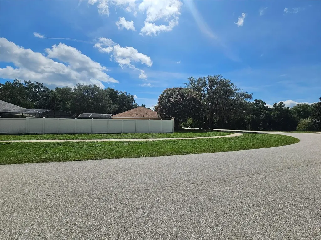34224 Shadewood Circle Leesburg FL 34788
