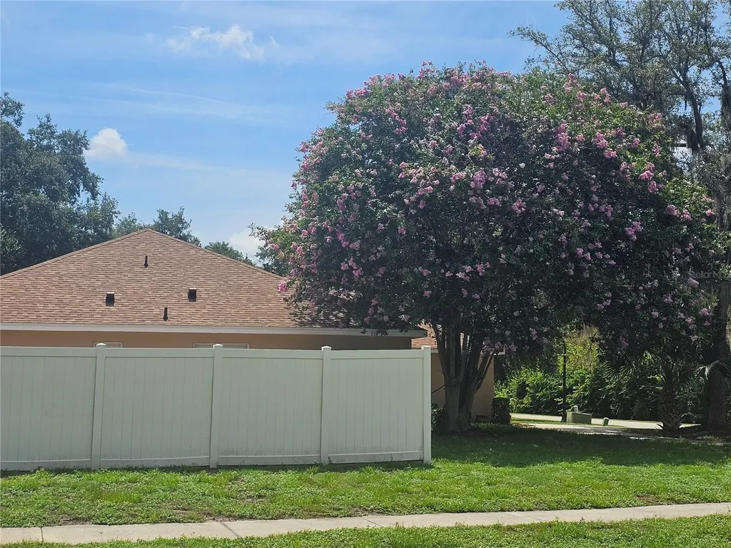34224 Shadewood Circle Leesburg FL 34788