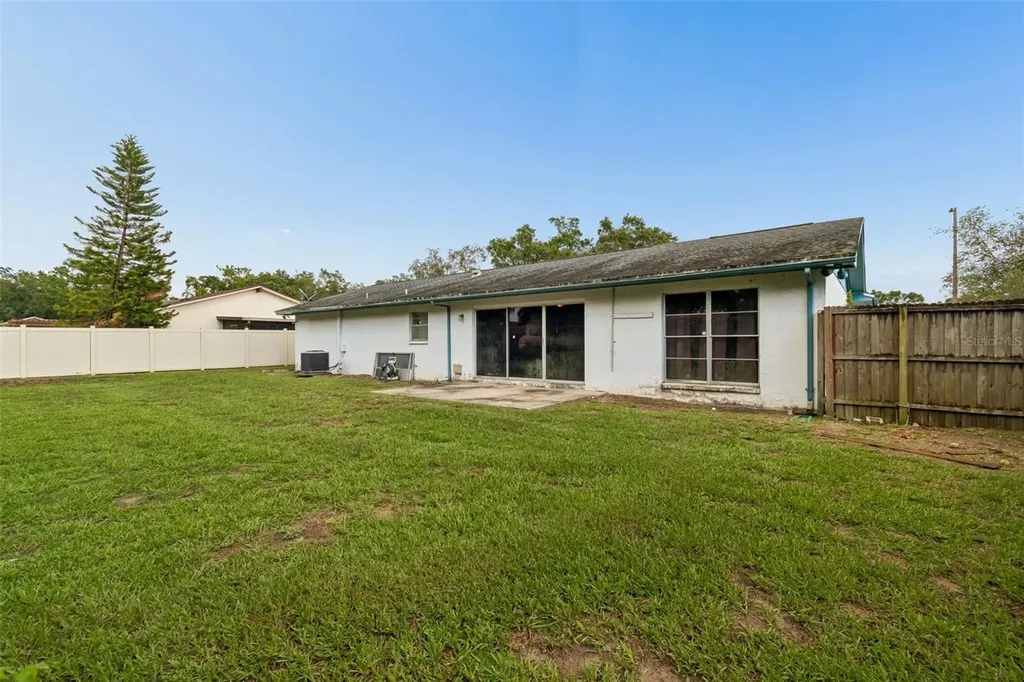 418 Dewolf Road Brandon FL 33511