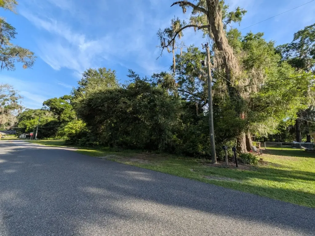 1123 NE 23rd Street Ocala FL 34470