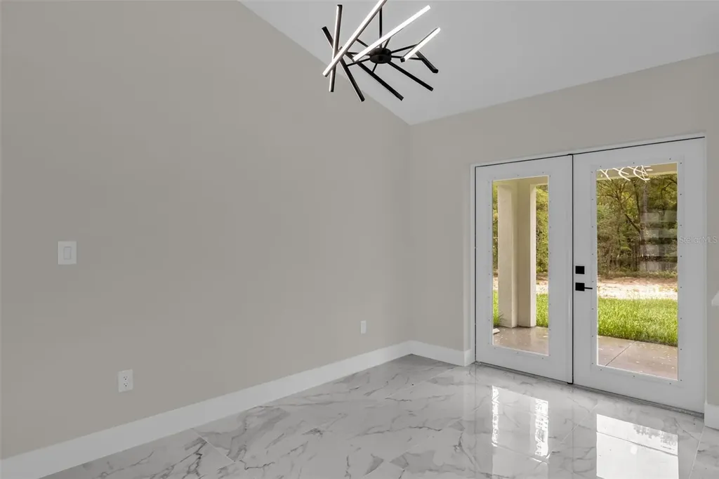 19060 SW 57th Place Dunnellon FL 34432