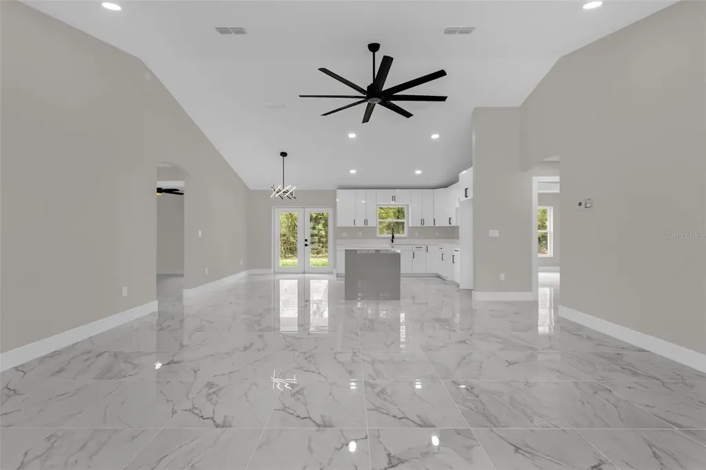 19060 SW 57th Place Dunnellon FL 34432