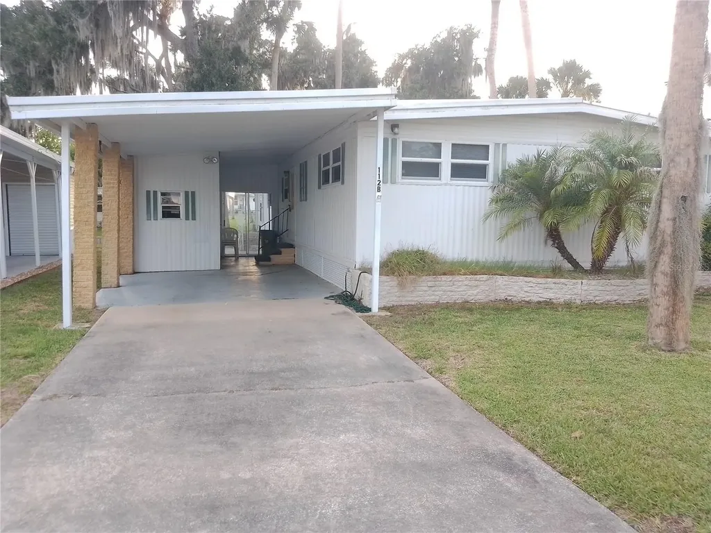 112 Palm Drive Eustis FL 32726