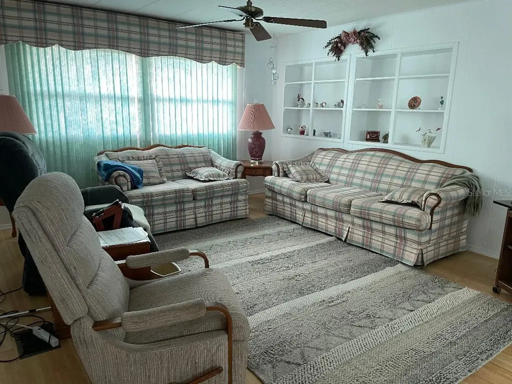 112 Palm Drive Eustis FL 32726