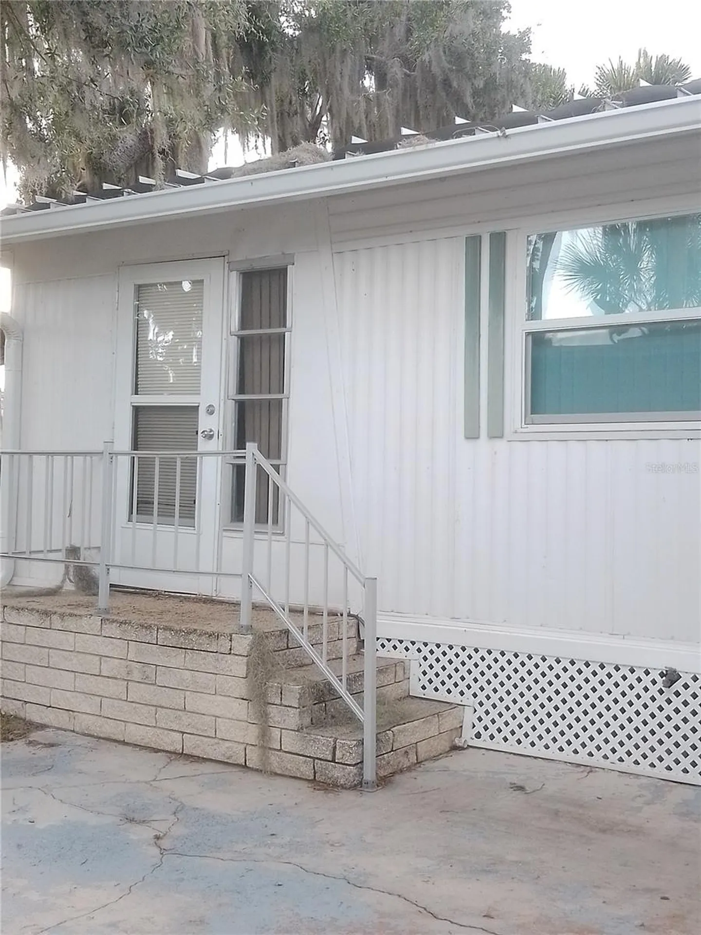 112 Palm Drive Eustis FL 32726
