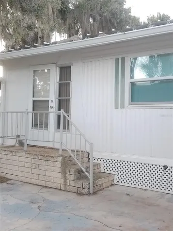 112 Palm Drive Eustis FL 32726