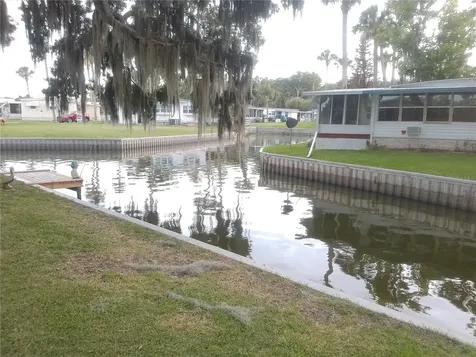112 Palm Drive Eustis FL 32726