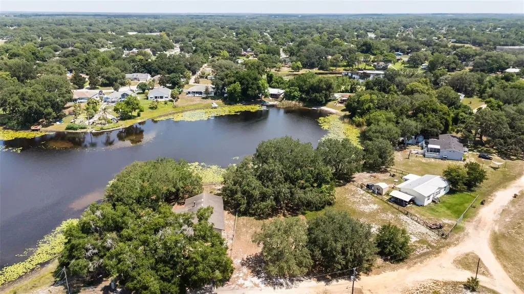 Linda Drive Leesburg FL 34788