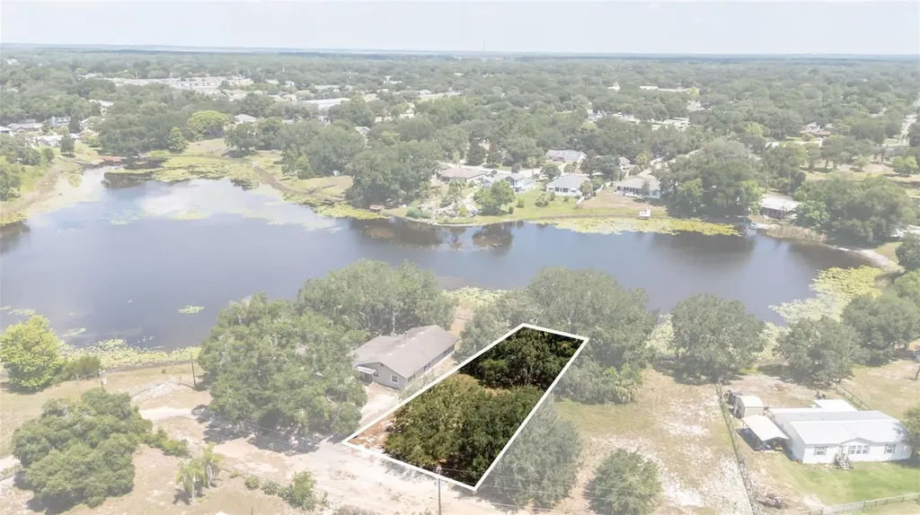 Linda Drive Leesburg FL 34788