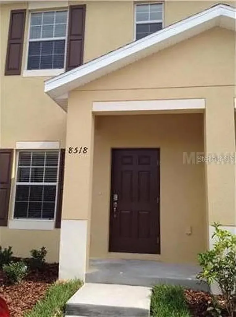 8518 Gablebend Way Tampa FL 33647