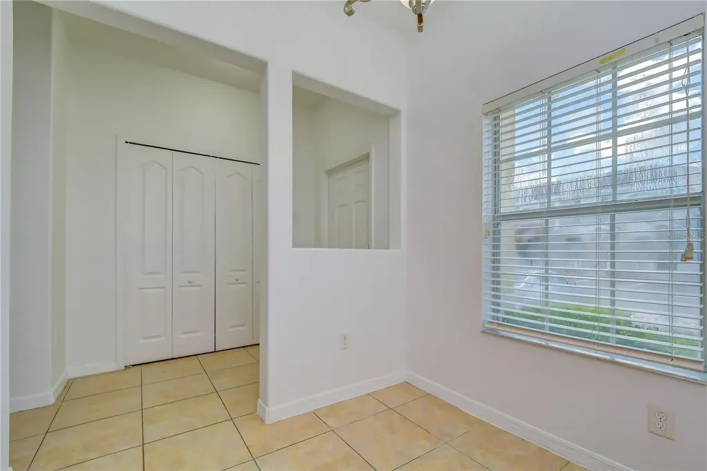 8518 Gablebend Way Tampa FL 33647