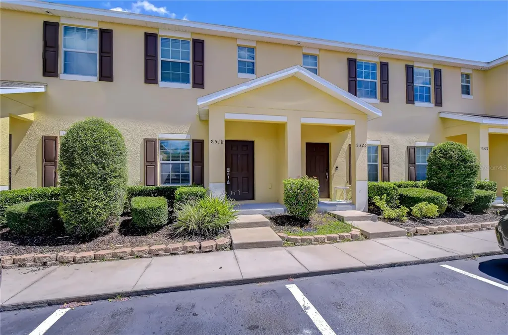 8518 Gablebend Way Tampa FL 33647