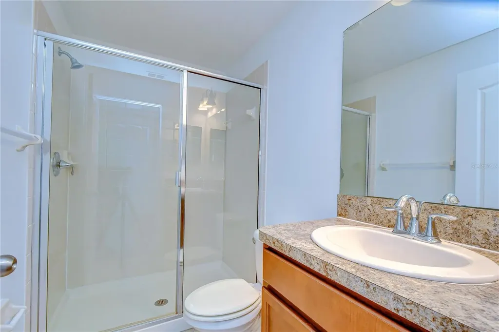 8518 Gablebend Way Tampa FL 33647