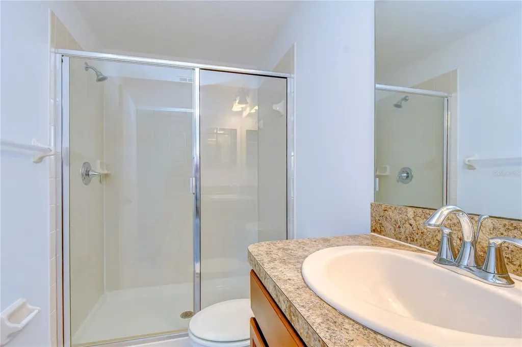 8518 Gablebend Way Tampa FL 33647