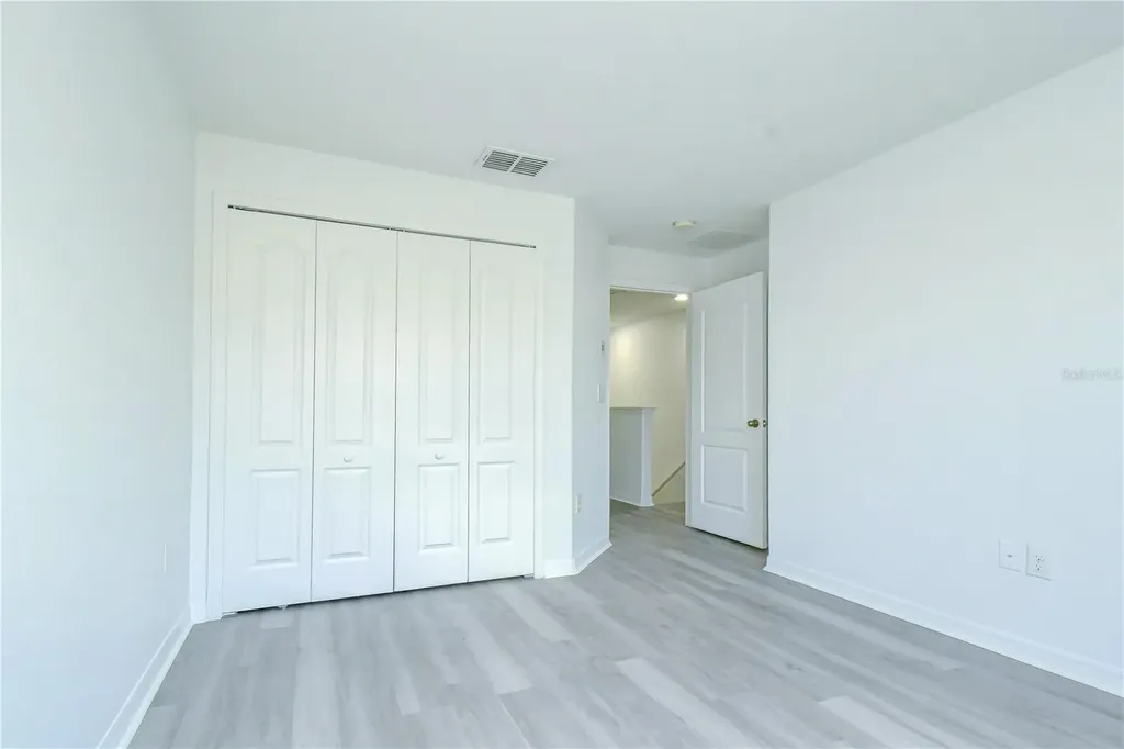 8518 Gablebend Way Tampa FL 33647