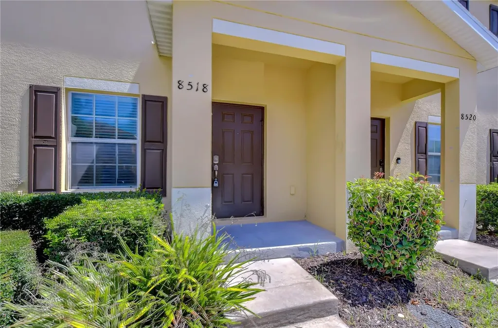 8518 Gablebend Way Tampa FL 33647