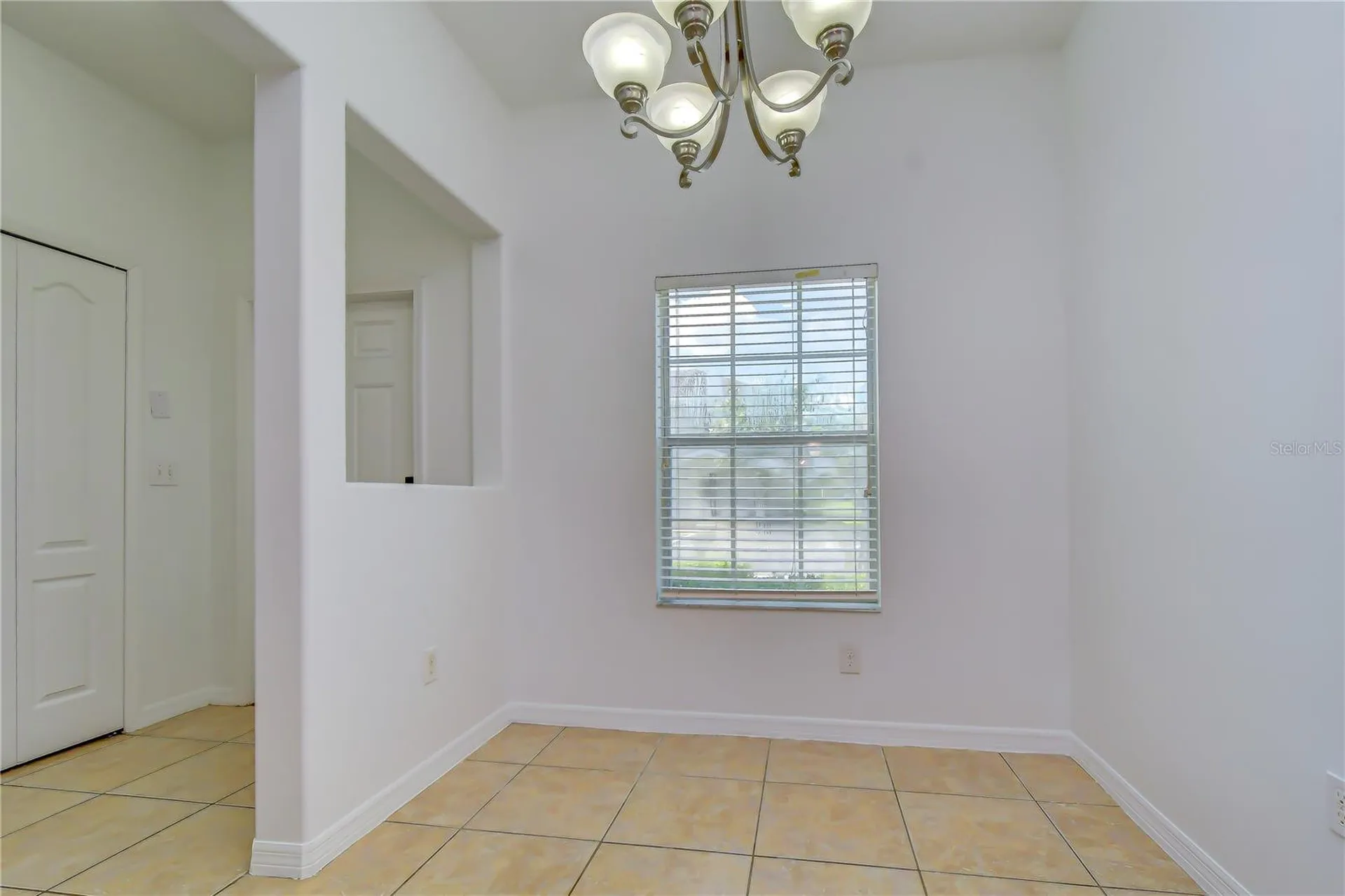 8518 Gablebend Way Tampa FL 33647