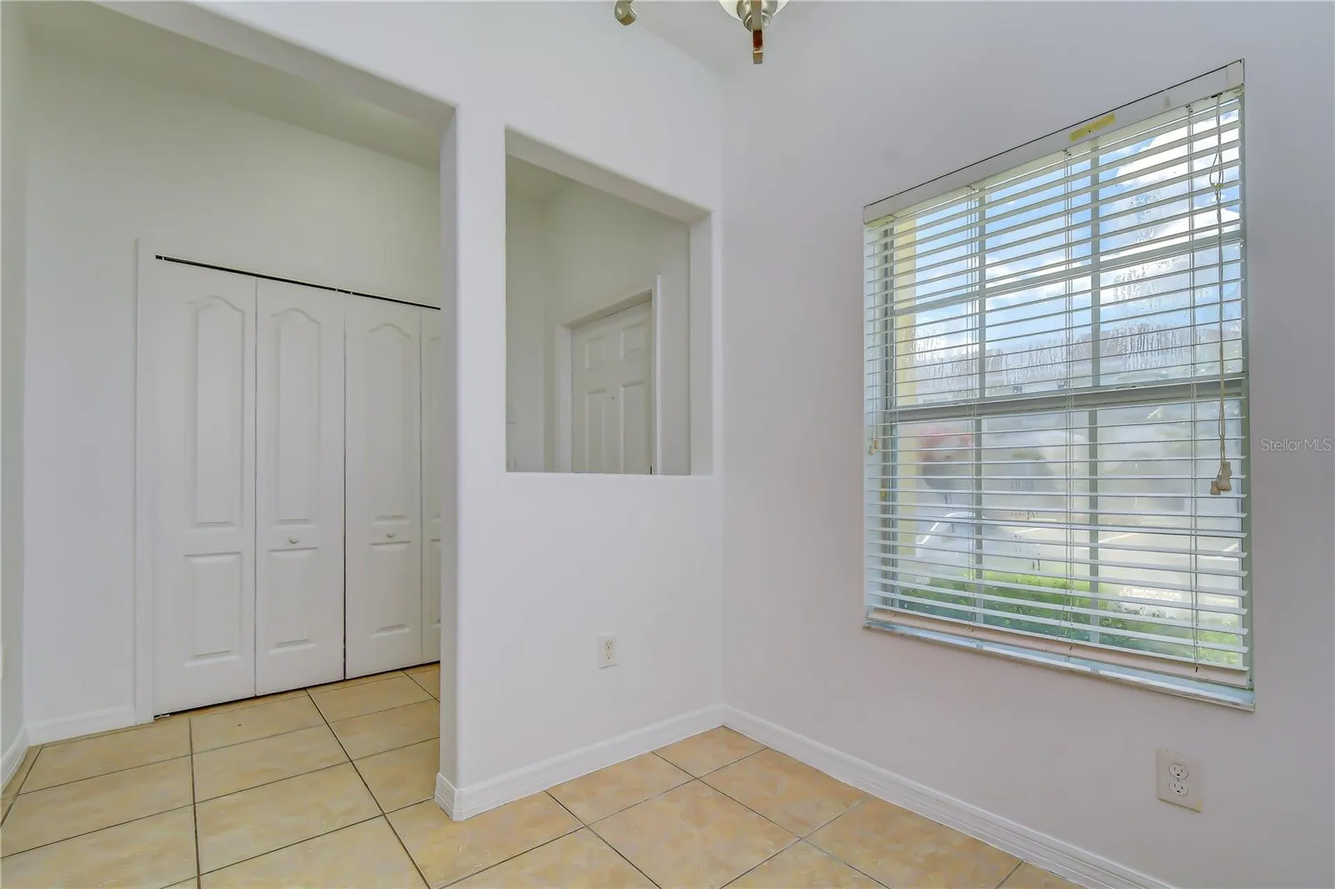 8518 Gablebend Way Tampa FL 33647