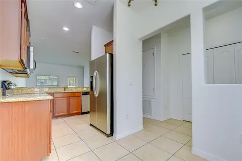8518 Gablebend Way Tampa FL 33647