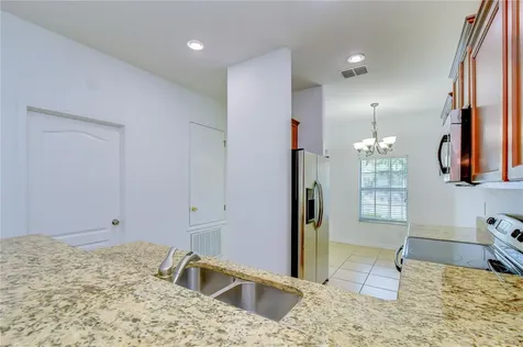8518 Gablebend Way Tampa FL 33647