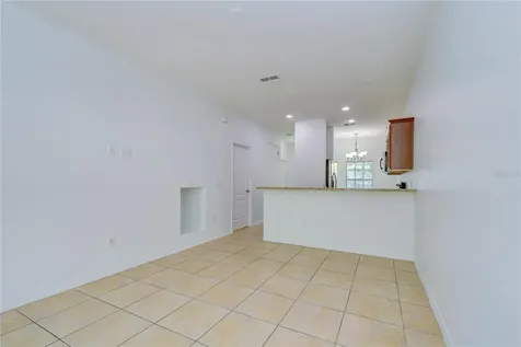 8518 Gablebend Way Tampa FL 33647