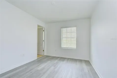 8518 Gablebend Way Tampa FL 33647