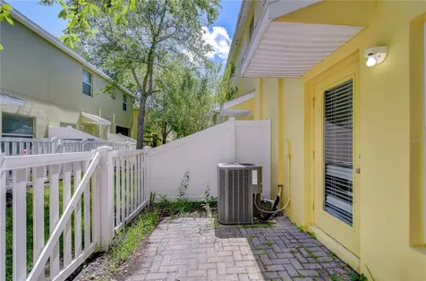 8518 Gablebend Way Tampa FL 33647