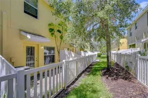 8518 Gablebend Way Tampa FL 33647