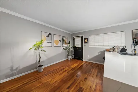 320 Lakeview Street Orlando FL 32804