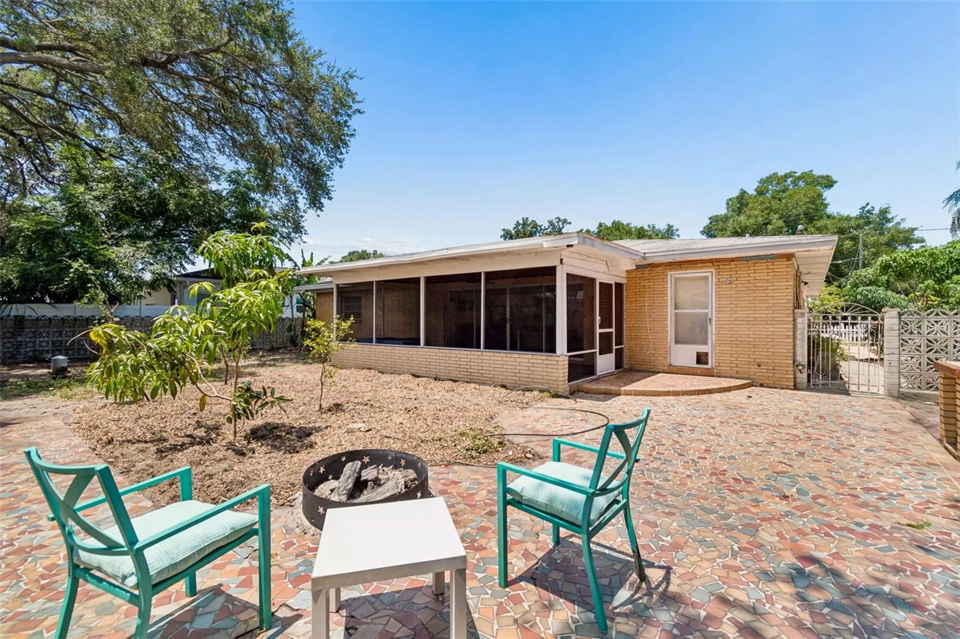 1512 S Richard Avenue Tampa FL 33629