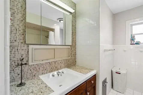 1512 S Richard Avenue Tampa FL 33629