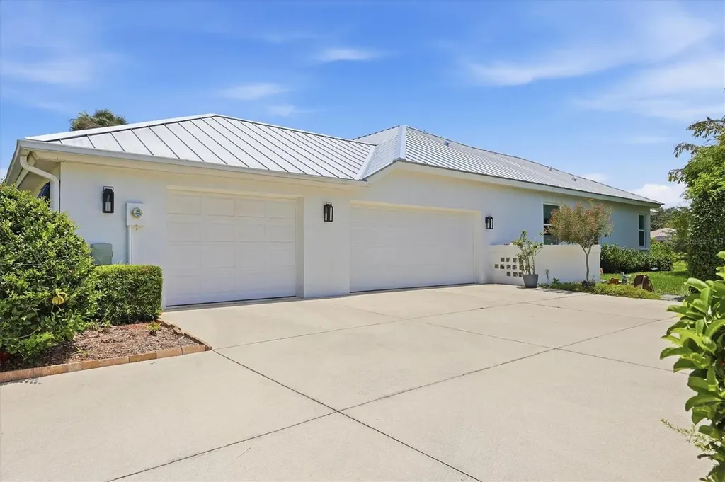 4575 Satinleaf Lane Sarasota FL 34241