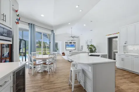 4575 Satinleaf Lane Sarasota FL 34241