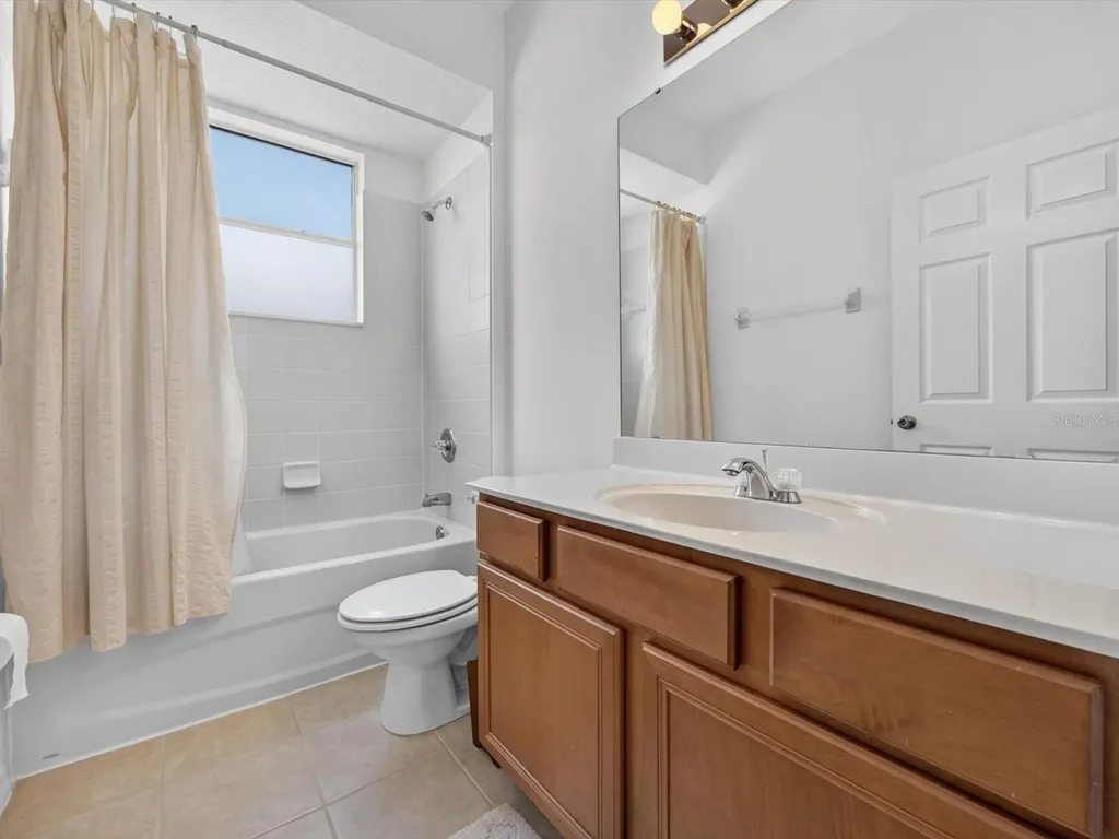 2275 Rambling Oaks Way Kissimmee FL 34746