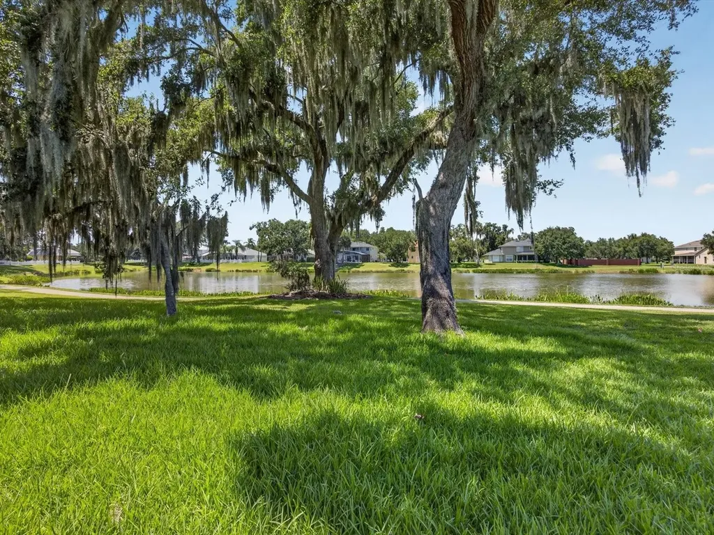 2275 Rambling Oaks Way Kissimmee FL 34746