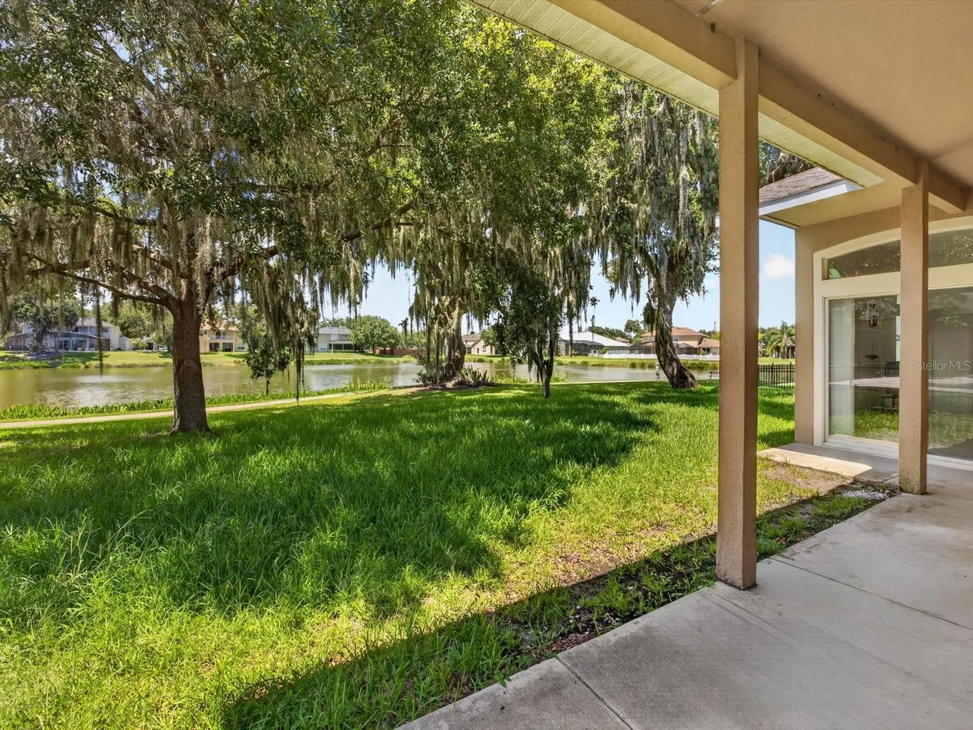 2275 Rambling Oaks Way Kissimmee FL 34746