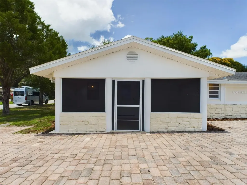 617 Lime Auburndale FL 33823