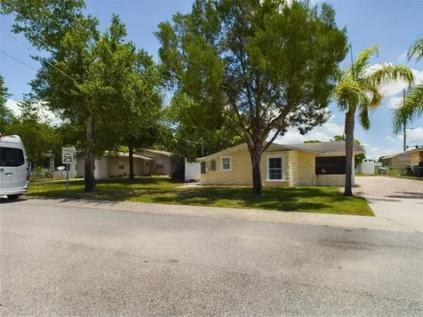 617 Lime Auburndale FL 33823