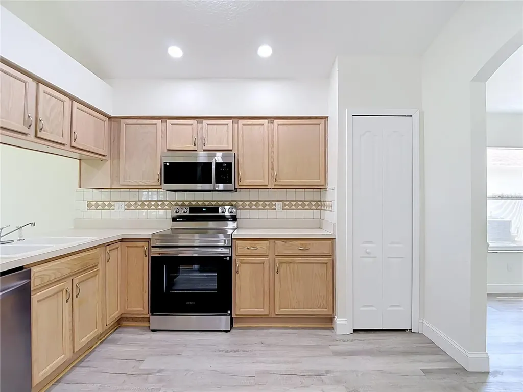 13203 Golf Ridge Place Hudson FL 34669