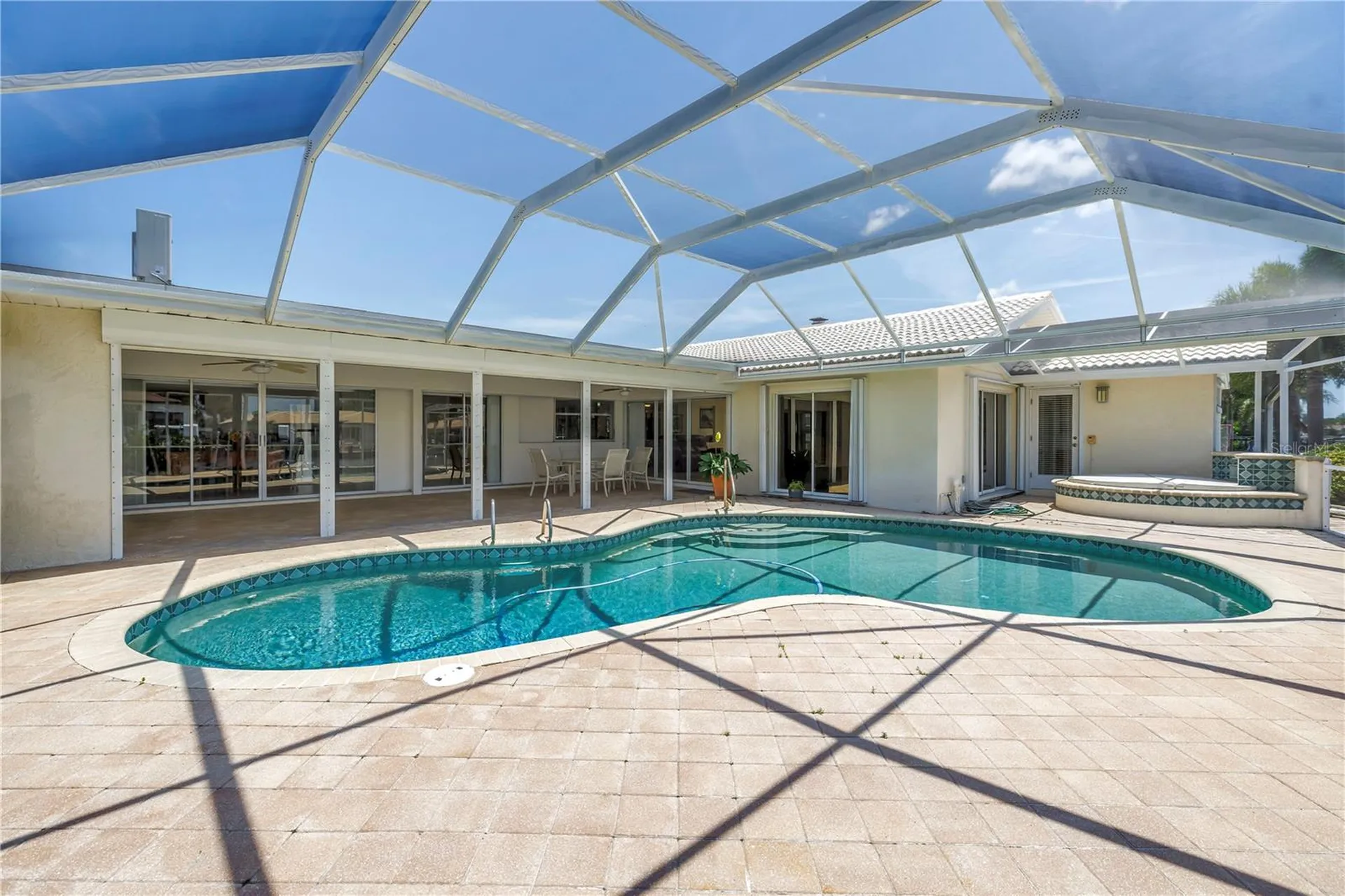 2067 Massachusetts Avenue NE St Petersburg FL 33703
