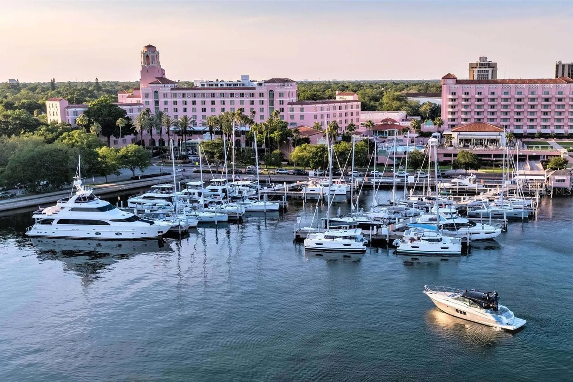 2067 Massachusetts Avenue NE St Petersburg FL 33703