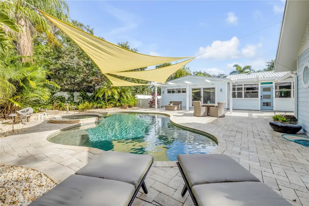 506 Yupon Avenue New Smyrna Beach FL 32169