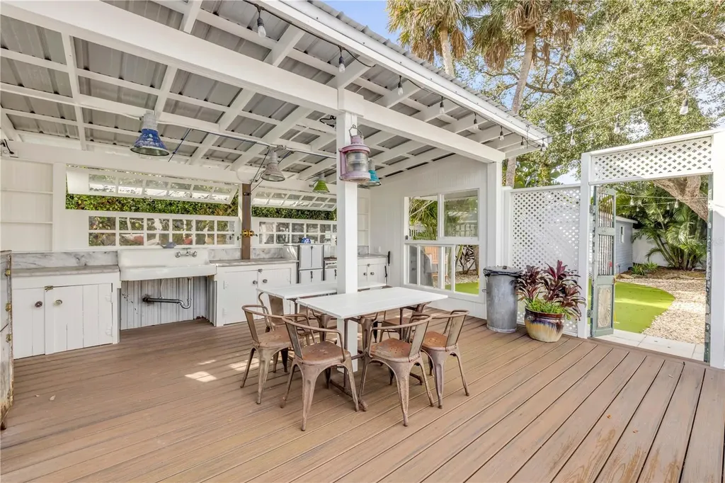 506 Yupon Avenue New Smyrna Beach FL 32169