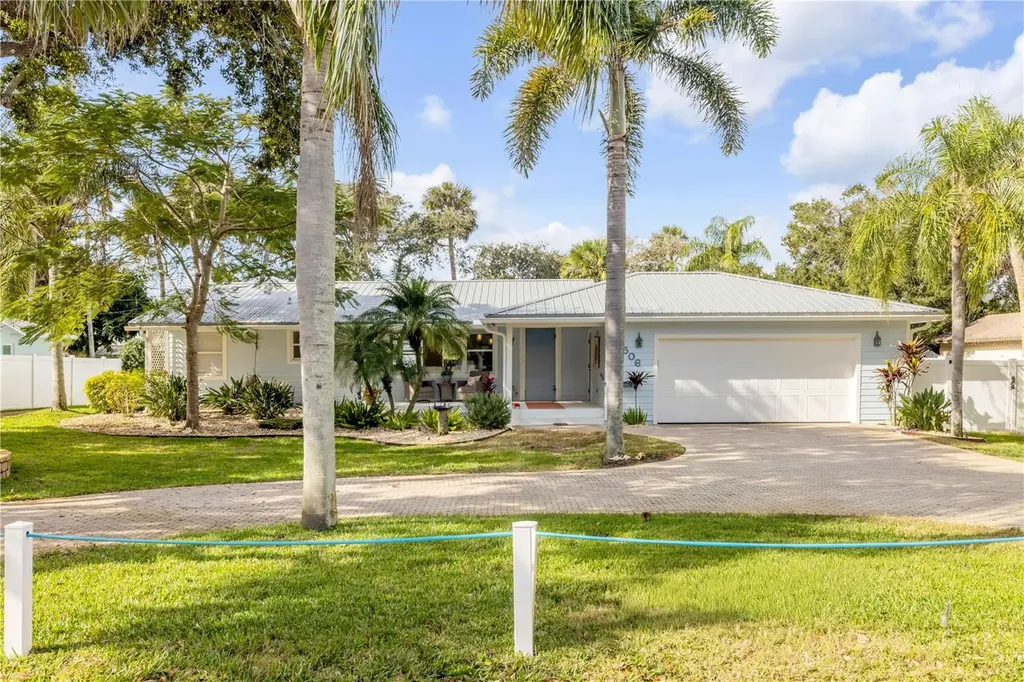506 Yupon Avenue New Smyrna Beach FL 32169