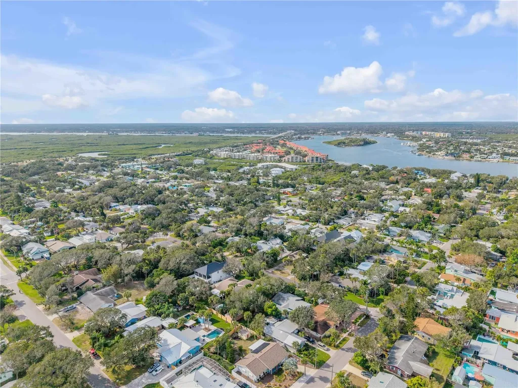 506 Yupon Avenue New Smyrna Beach FL 32169
