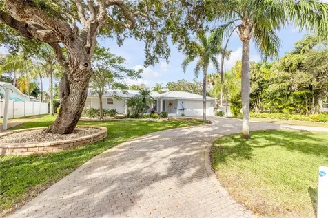 506 Yupon Avenue New Smyrna Beach FL 32169